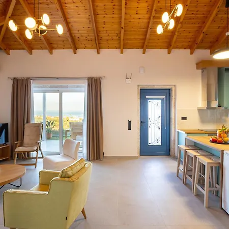 Petra & Thea - Seaview Stylish Getaways Chrani