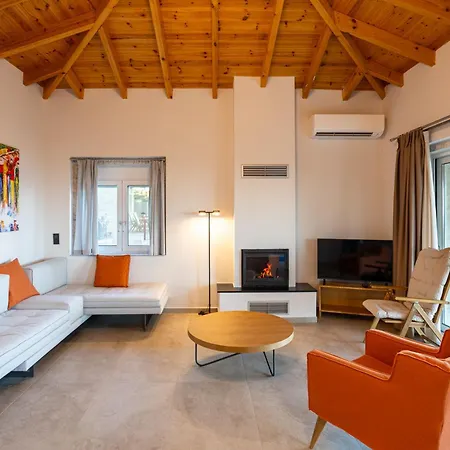Willa Petra & Thea - Seaview Stylish Getaways Chrani