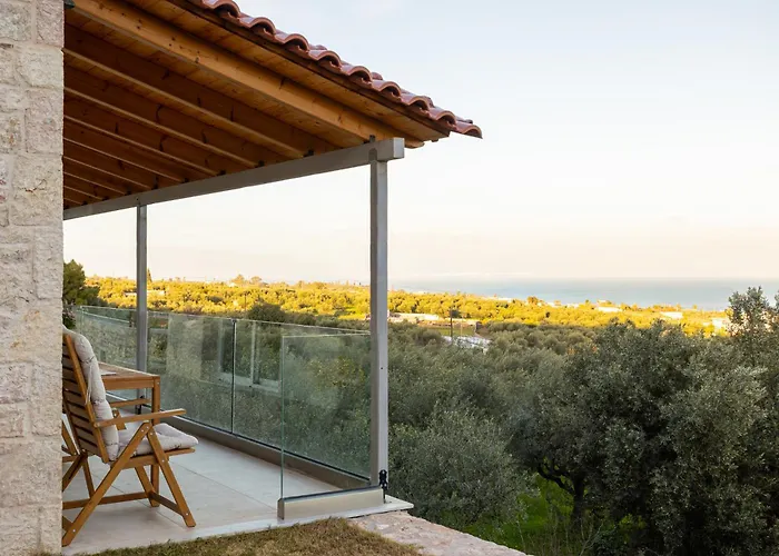 Petra & Thea - Seaview Stylish Getaways Villa *