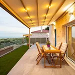 Petra & Thea - Seaview Stylish Getaways * Chrani