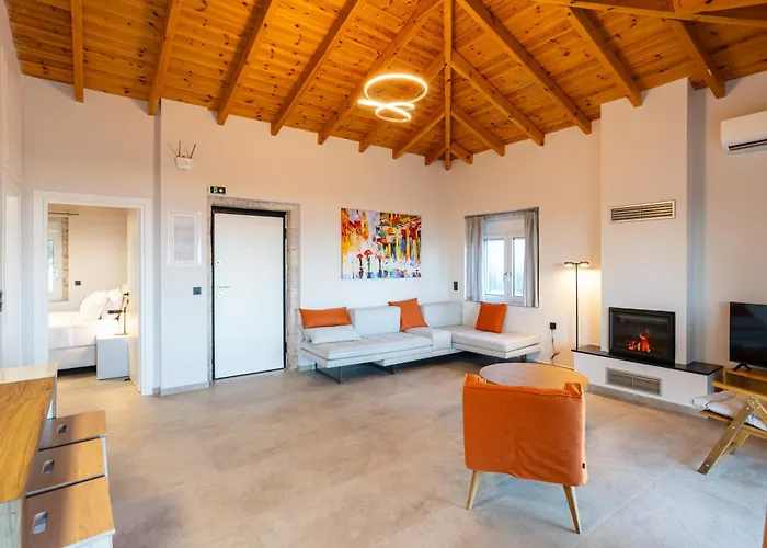 Petra & Thea - Seaview Stylish Getaways Chrani
